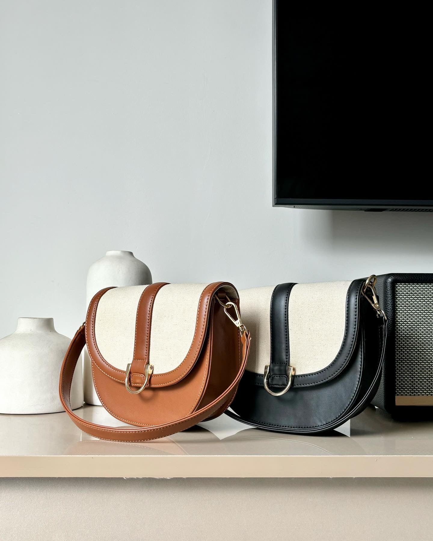 CAROLINE HANDBAG