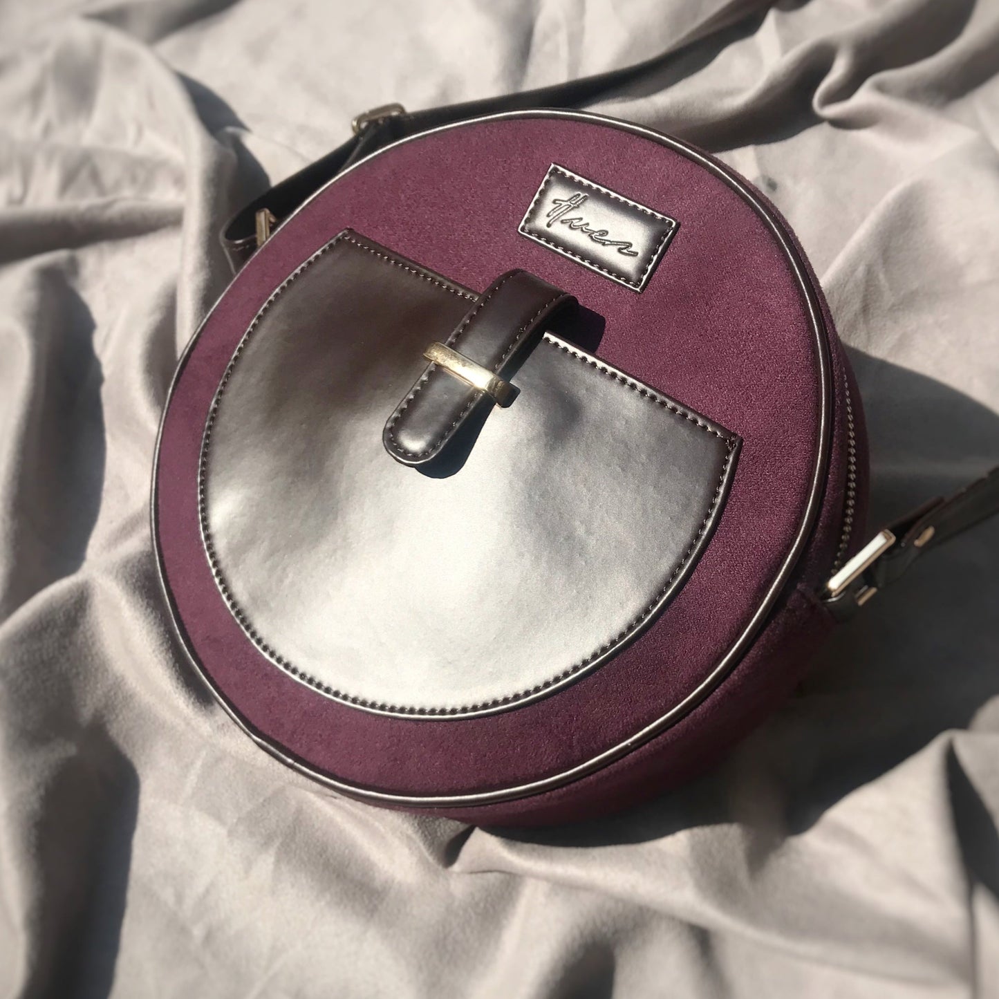 Lizzy Sling Bag