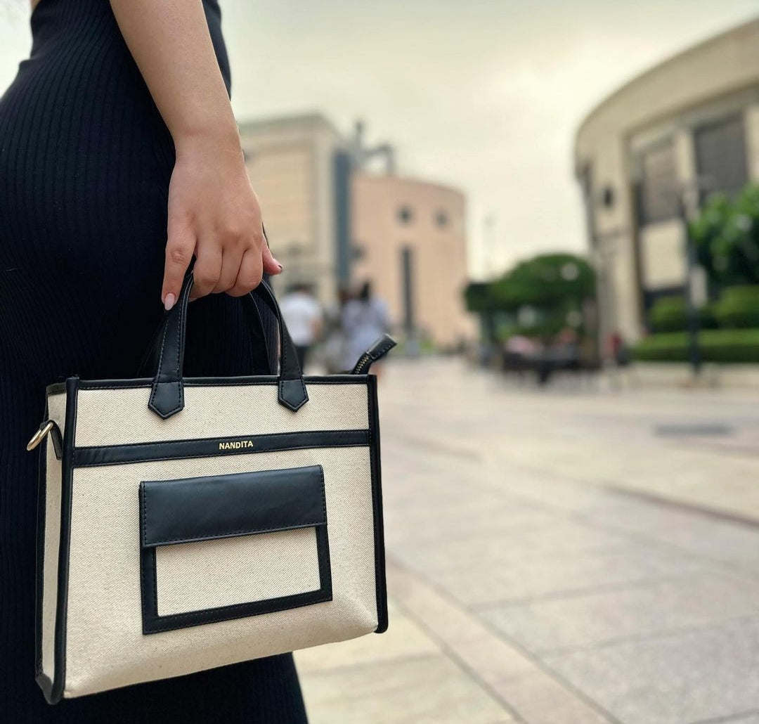 HAZEL SLING BAG | BLACK | SMALL