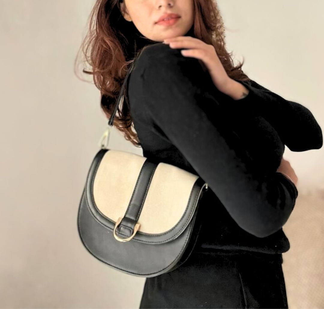 CAROLINE HANDBAG