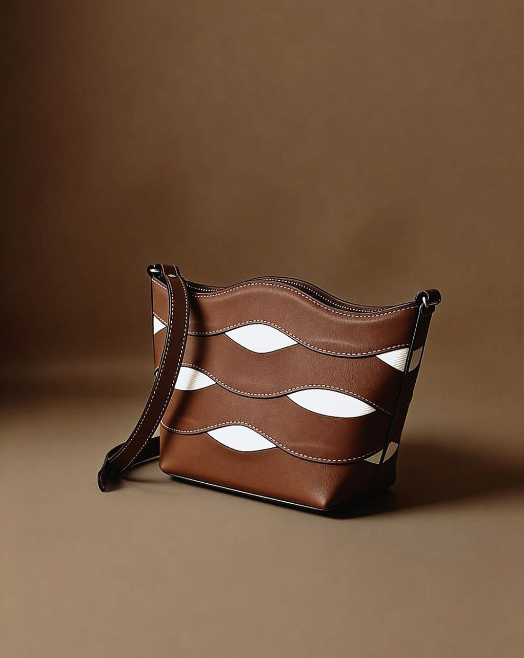 Murphy Sling | Brown