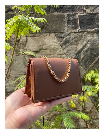 BELLA SLING BAG