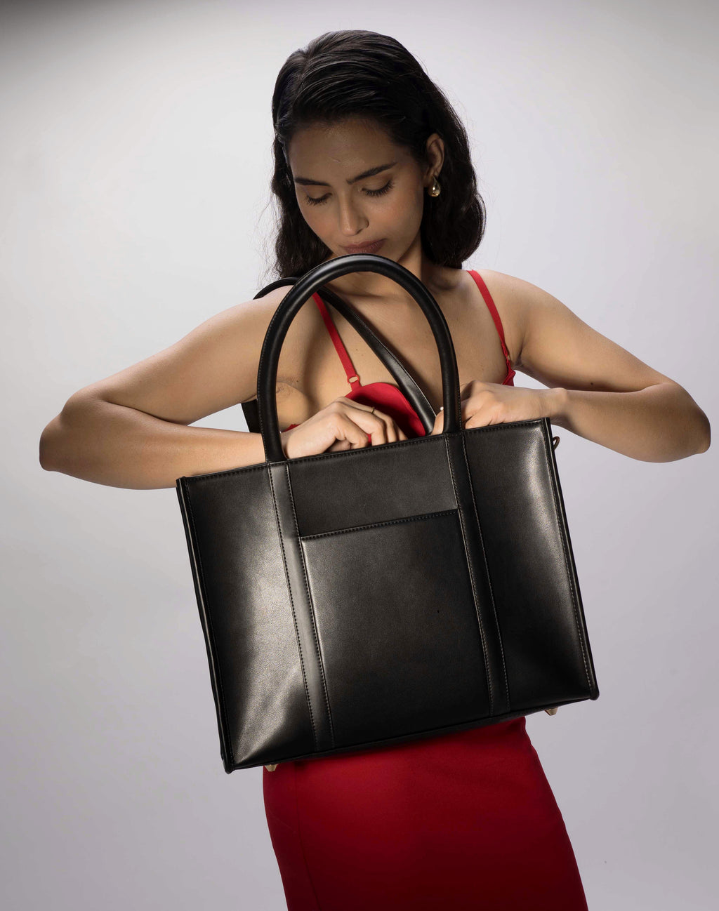 MICHELLE TOTE BAG | ALL BLACK | MEDIUM