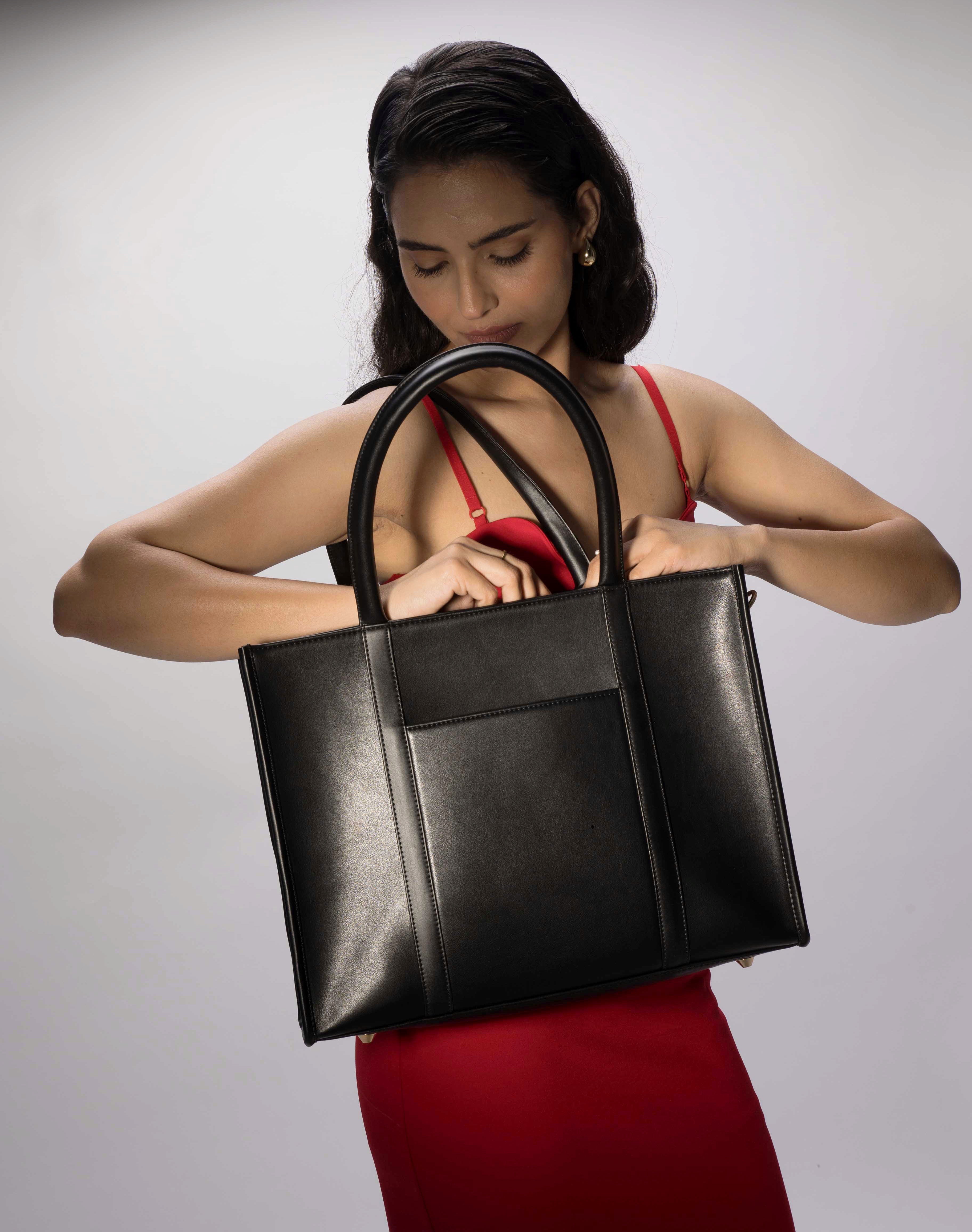 MICHELLE TOTE BAG | ALL BLACK | MEDIUM